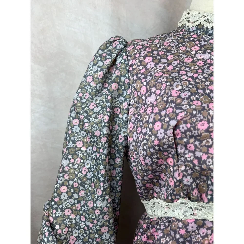 Vintage 1970s Victorian Prairie Dress Gunne Style Prairie Dress Floral Renaissan